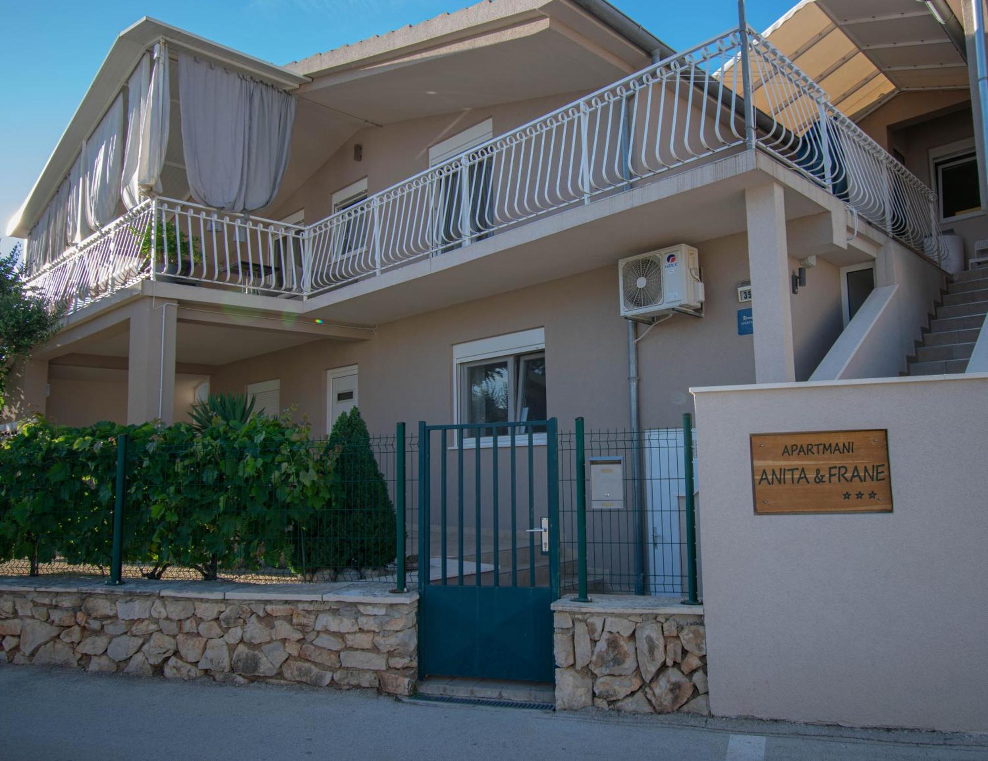 Apartments Anita Frane Vodice Exterior foto